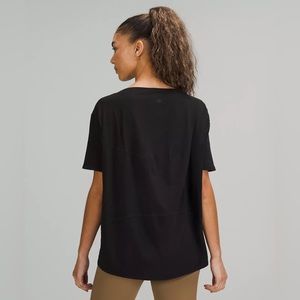 LuluLemon Back In Action Top (Black - 6)